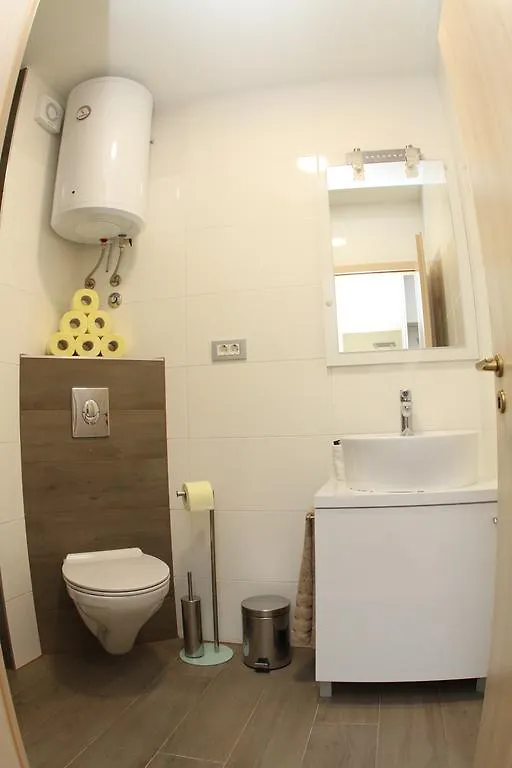 Studio Apartments Mirakul Split Croácia