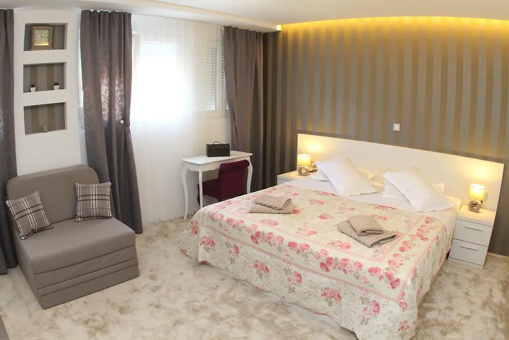 Studio Apartments Mirakul Split Croacia