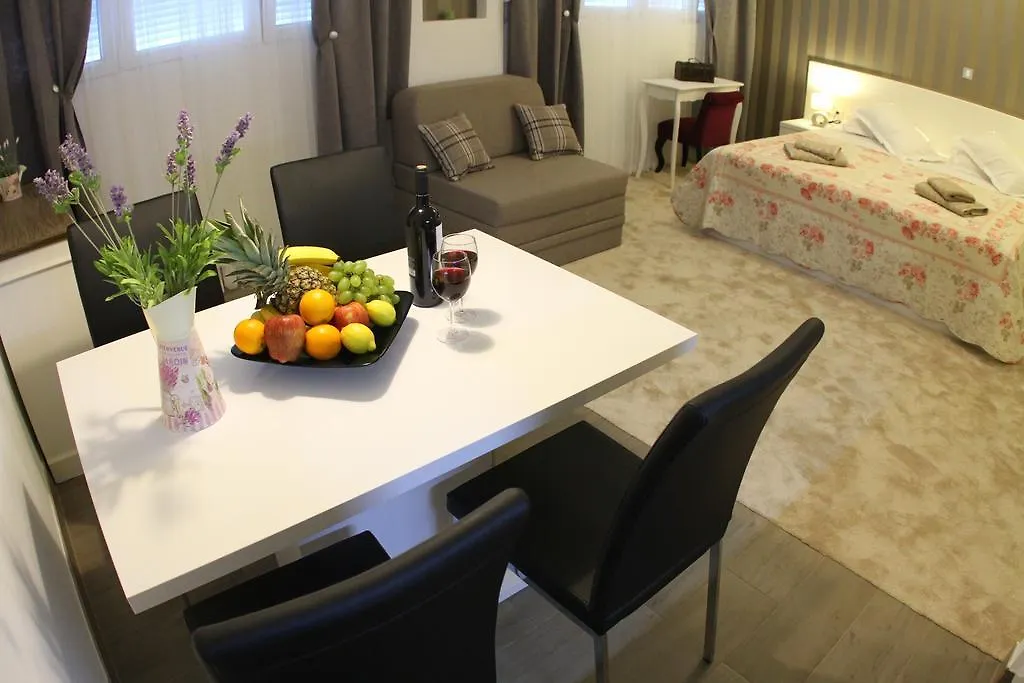 Studio Apartments Mirakul Split Croacia