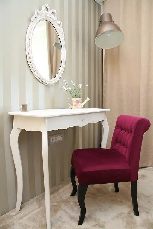 Studio Apartments Mirakul Split 0*,  Croacia